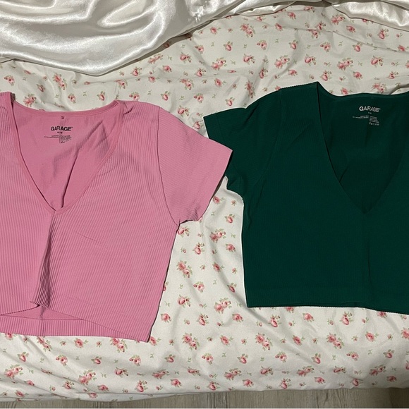 (2 for 25) garage seamless tops - Picture 1 of 3